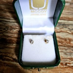 14 karot Yellow Gold Diamond Earings